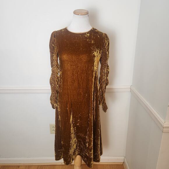 Beatrice B Dresses & Skirts - Beatrice B Dress XS Womens Midi Gold Velvet Regency Ruched Sleeve Grunge Fairy